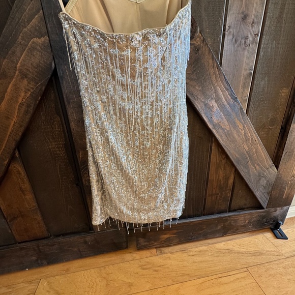 Silver sequence and beaded cocktail dress - Picture 2 of 3